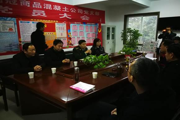 銅官區(qū)區(qū)委常委、人武部到商品混凝土公司開展專項督導(dǎo)工作